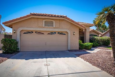 1413 W Iris Dr, Gilbert, AZ 85233 photo 4