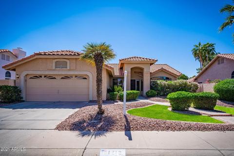 1413 W Iris Dr, Gilbert, AZ 85233 photo 1