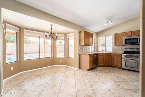 1413 W Iris Dr, Gilbert, AZ 85233 photo 12