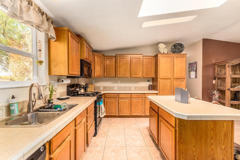2725 E Beardsley Rd, Phoenix, AZ 85050 photo 8