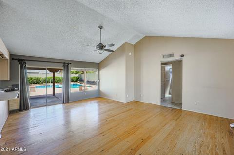 1010 E Sequoia Dr, Phoenix, AZ 85024 photo 2