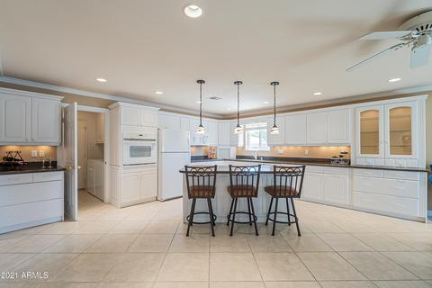 3433 E Lazy Ln, Phoenix, AZ 85028 photo 10