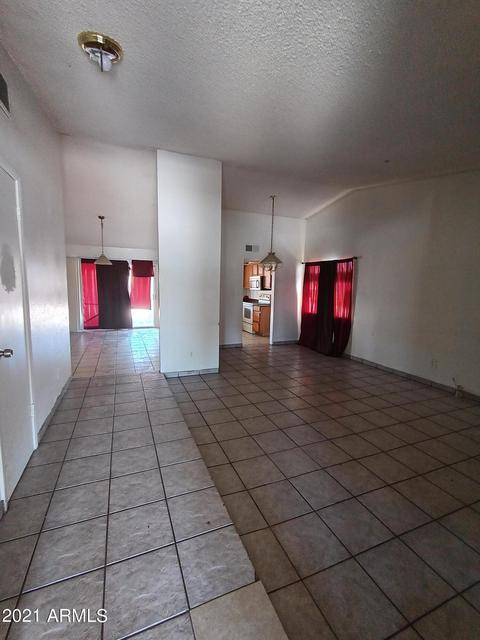 4645 N 76th Ln, Phoenix, AZ 85033 photo 2
