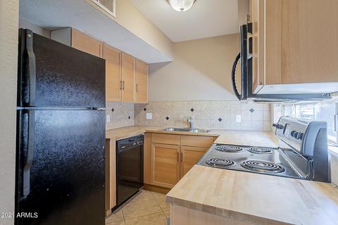 2662 E Oakleaf Dr, Tempe, AZ 85288 photo 2