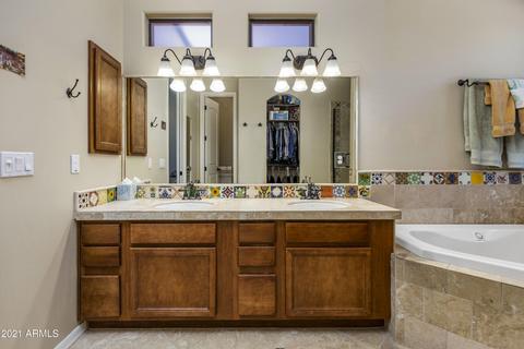 1524 E Kings Ct, Gilbert, AZ 85234 photo 20
