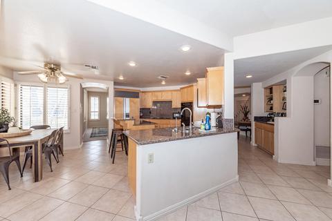3435 E Rocky Slope Dr, Phoenix, AZ 85044 photo 11