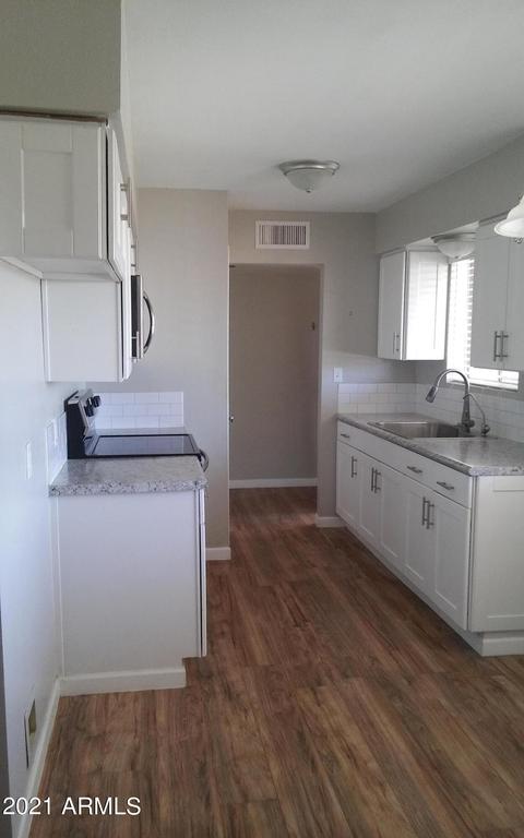 5432 E Akron St, Mesa, AZ 85205 photo 4