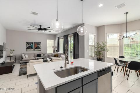 3022 N 33rd Pl, Phoenix, AZ 85018 photo 12