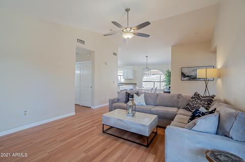 568 E Sherri Dr, Gilbert, AZ 85296 photo 7
