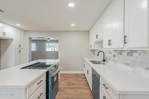 906 E Orchid Ln, Phoenix, AZ 85020 photo 14