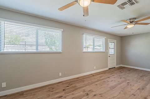 906 E Orchid Ln, Phoenix, AZ 85020 photo 21