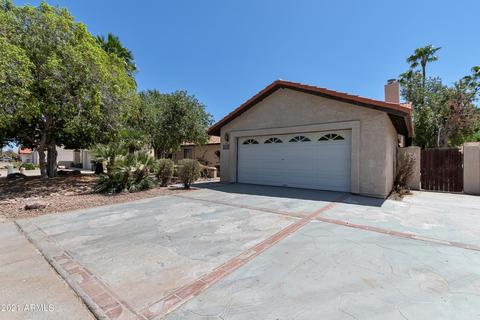 531 E Hackamore St, Mesa, AZ 85203 photo 2