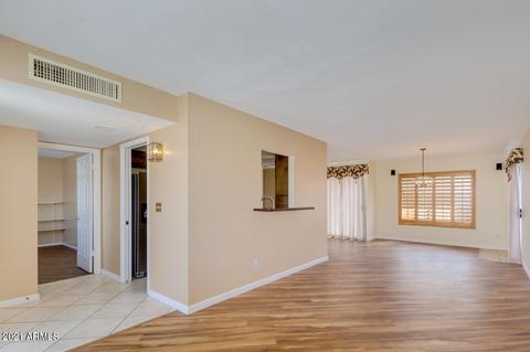 927 E Villa Rita Dr, Phoenix, AZ 85022 photo 5
