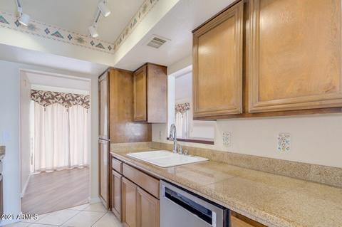 927 E Villa Rita Dr, Phoenix, AZ 85022 photo 10