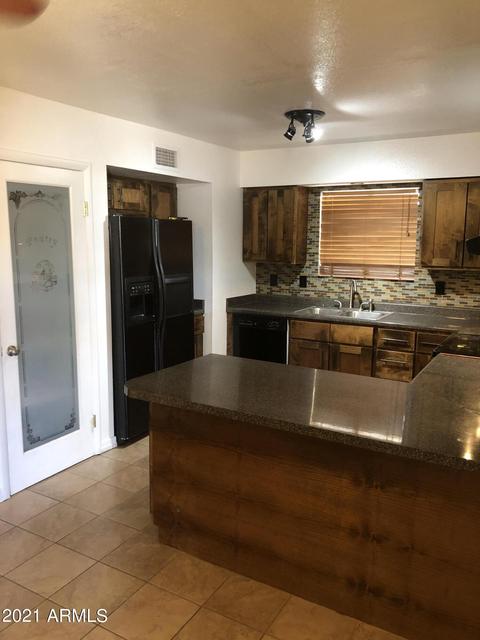 130 E Jacaranda St, Mesa, AZ 85201 photo 12