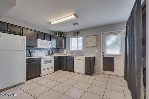 2277 S Apache Dr #8, Apache Junction, AZ 85120 photo 9