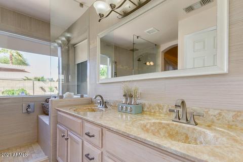 2206 E Sherri Dr, Gilbert, AZ 85296 photo 24