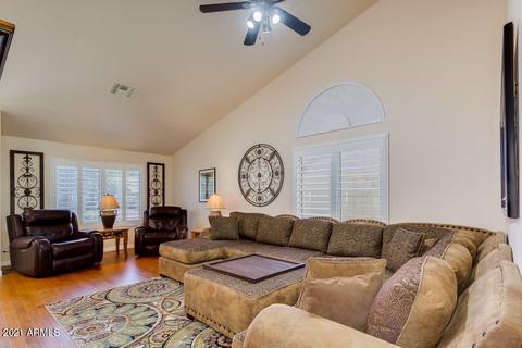 2206 E Sherri Dr, Gilbert, AZ 85296 photo 8