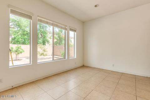 2924 E Comstock Dr, Gilbert, AZ 85296 photo 24