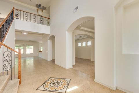 2924 E Comstock Dr, Gilbert, AZ 85296 photo 8