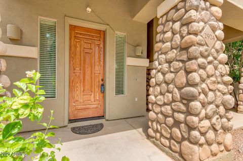 2924 E Comstock Dr, Gilbert, AZ 85296 photo 6