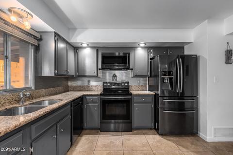 2230 E Lincoln Dr, Phoenix, AZ 85016 photo 14