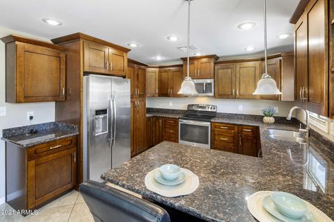 3907 E Marilyn Rd, Phoenix, AZ 85032 photo 4