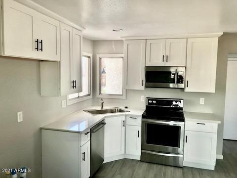4134 E Nancy Ln, Phoenix, AZ 85042 photo 4