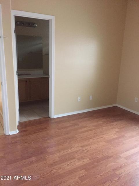 2710 E Schiliro Cir, Phoenix, AZ 85032 photo 4