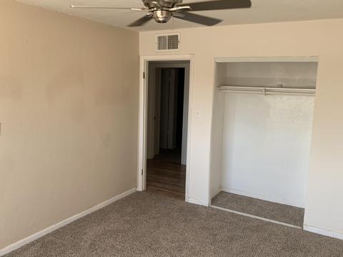 2928 N 40th Dr, Phoenix, AZ 85019 photo 9