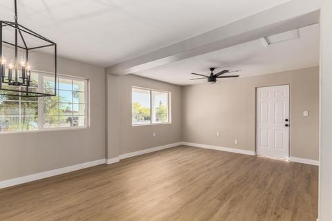 427 Euclid Ave, Phoenix, AZ 85042 photo 5