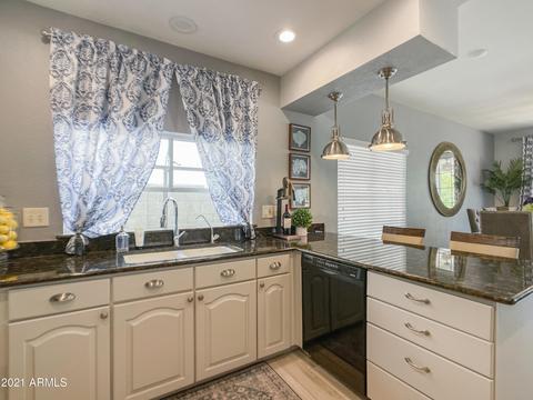 1302 W Windrift Way, Gilbert, AZ 85233 photo 13