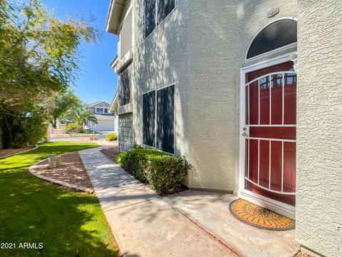 1302 W Windrift Way, Gilbert, AZ 85233 photo 5