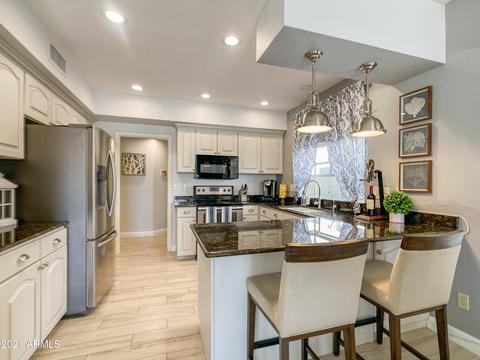 1302 W Windrift Way, Gilbert, AZ 85233 photo 11
