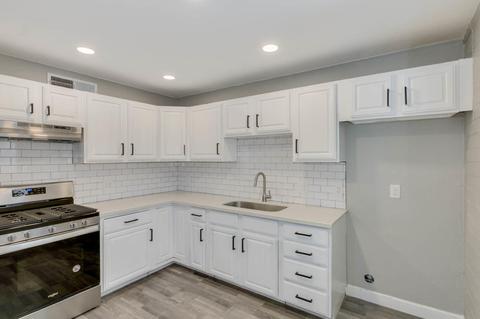 3134 N 38th Dr, Phoenix, AZ 85019 photo 11