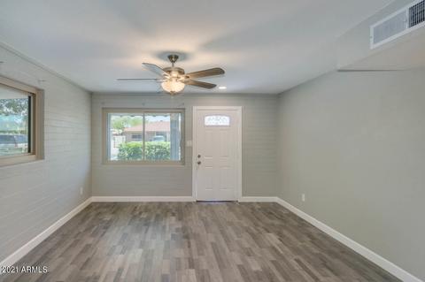 3134 N 38th Dr, Phoenix, AZ 85019 photo 4