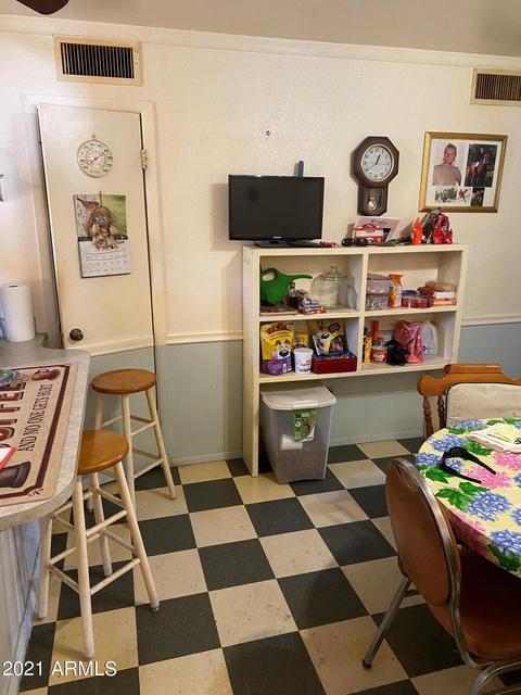 5501 N 68th Ave, Glendale, AZ 85303 photo 8