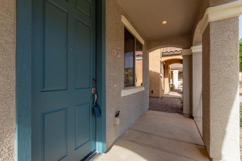 2877 S Key Biscayne Dr, Gilbert, AZ 85295 photo 4