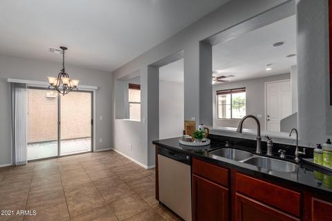 2877 S Key Biscayne Dr, Gilbert, AZ 85295 photo 11