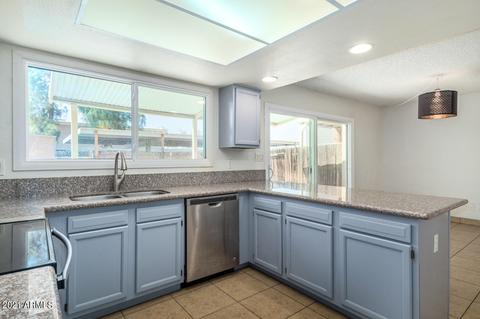 3220 W Echo Ln, Phoenix, AZ 85051 photo 14