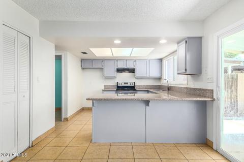 3220 W Echo Ln, Phoenix, AZ 85051 photo 11