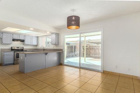 3220 W Echo Ln, Phoenix, AZ 85051 photo 8