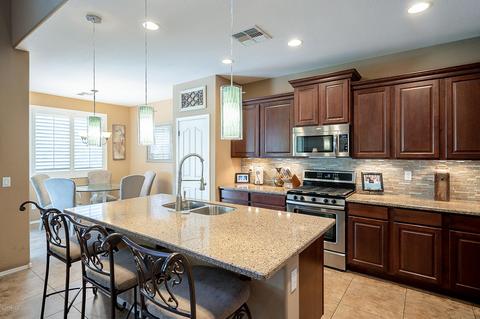 4329 S Squires Ln, Gilbert, AZ 85297 photo 10