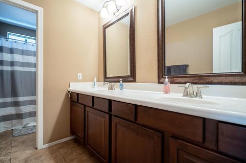 4329 S Squires Ln, Gilbert, AZ 85297 photo 25