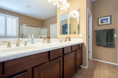 4329 S Squires Ln, Gilbert, AZ 85297 photo 18