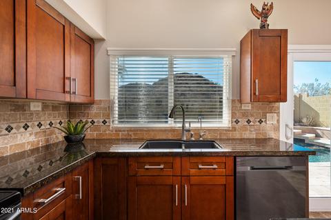 9418 S 43rd Pl, Phoenix, AZ 85044 photo 11