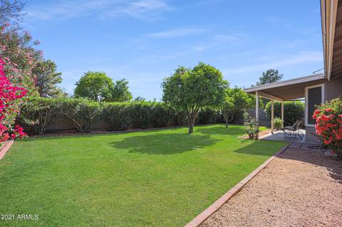 3145 E John Cabot Dr, Phoenix, AZ 85032 photo 2