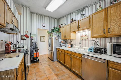 3145 E John Cabot Dr, Phoenix, AZ 85032 photo 7