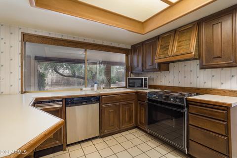 9075 N 28th St, Phoenix, AZ 85028 photo 10