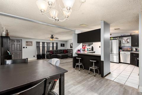 2929 E Oraibi Dr, Phoenix, AZ 85050 photo 8